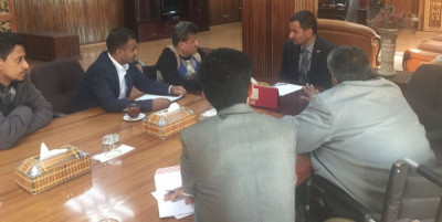 الديلمي يلتقي وزير الاتصالات ويحضر حفل تكريم بوزارة ...